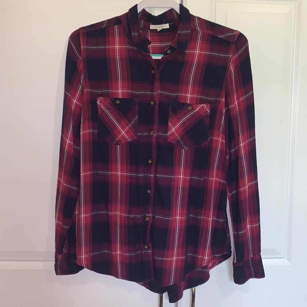 Maurices Long Sleeve Button Up